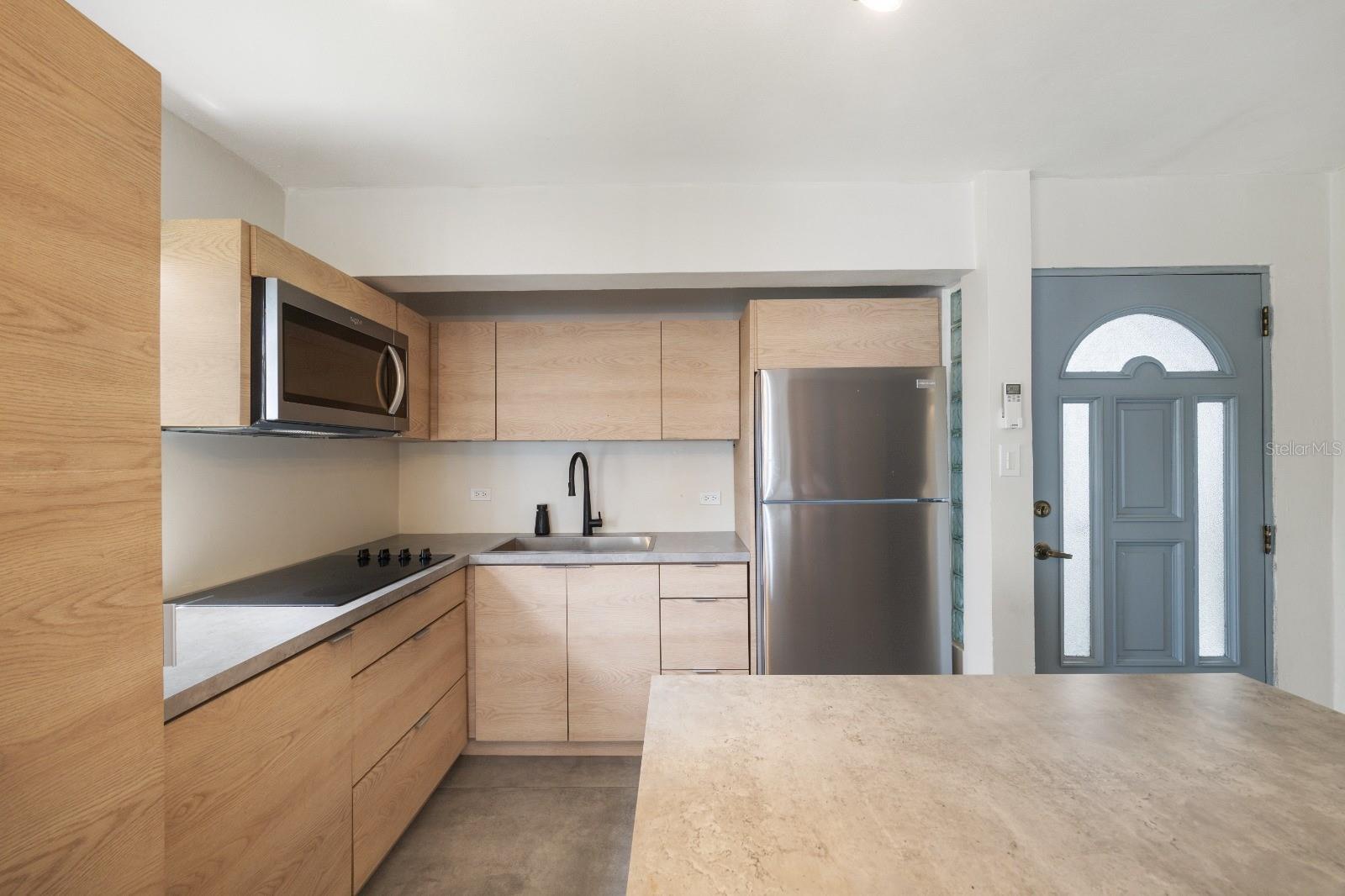 1855 CALLE PABELLONES #A2