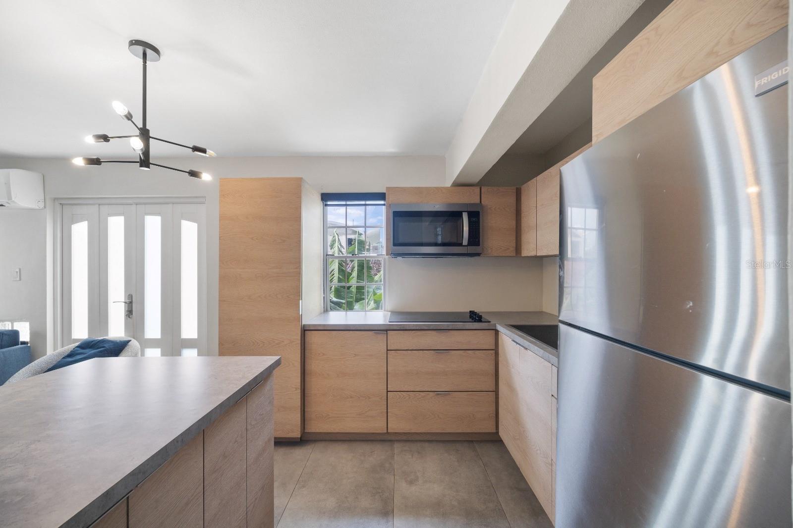 1855 CALLE PABELLONES #A2