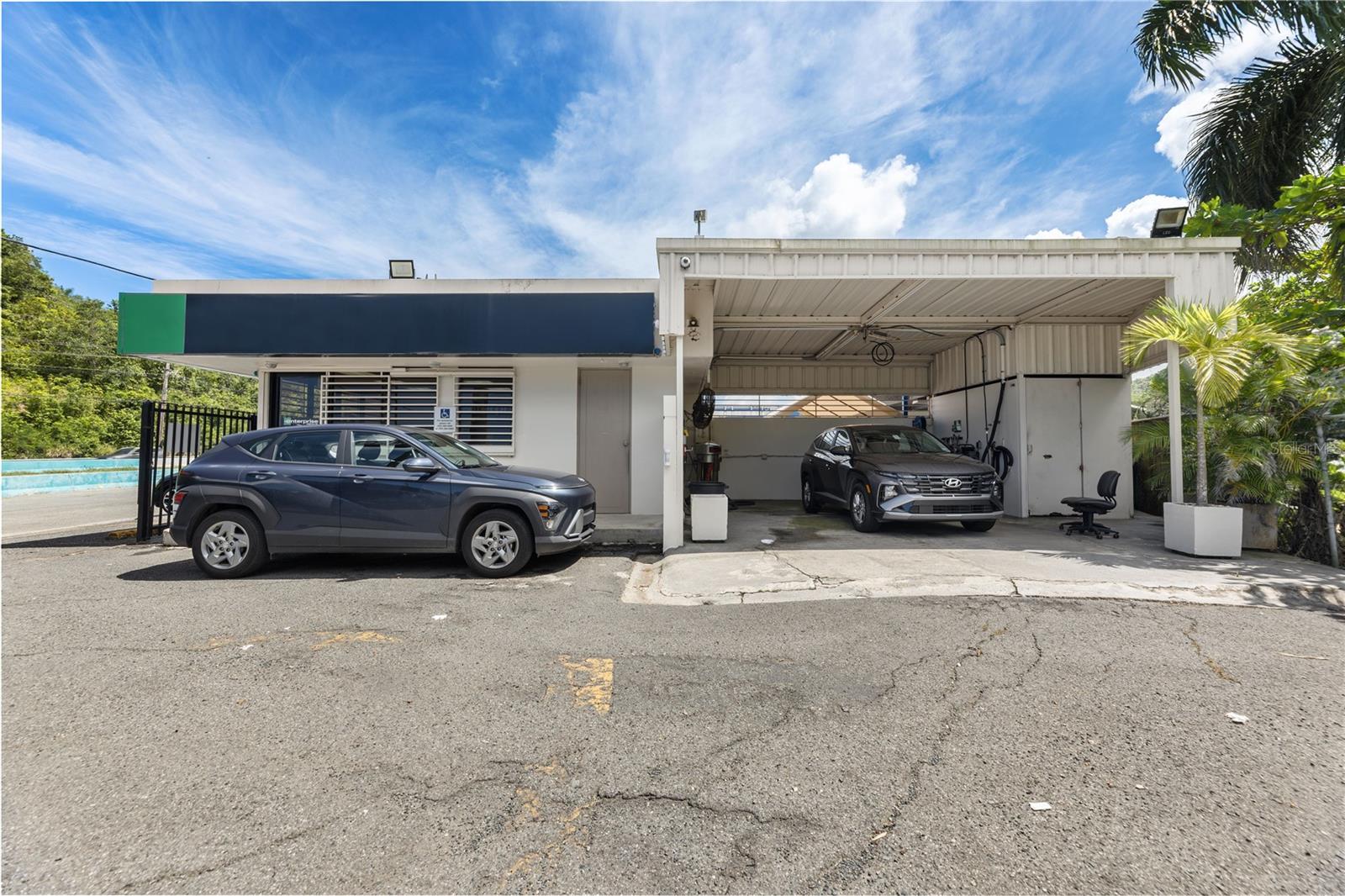 3 4229 CALLE MARGINAL