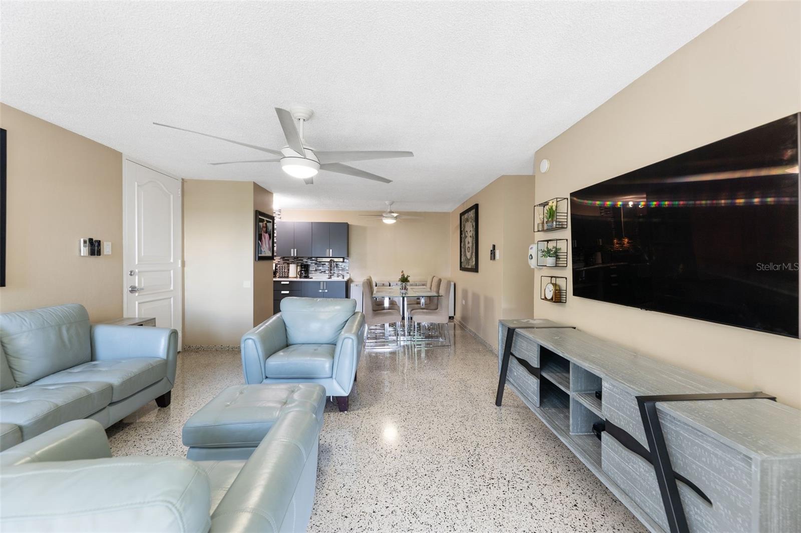 472 CALLE DE DIEGO #602 B