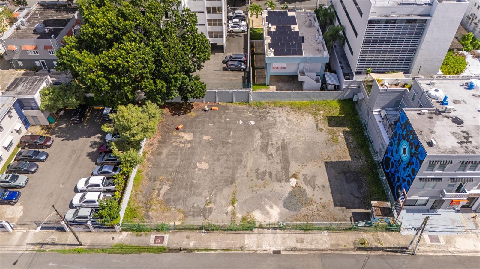 1419 AVENIDA FERNÁNDEZ JUNCOS