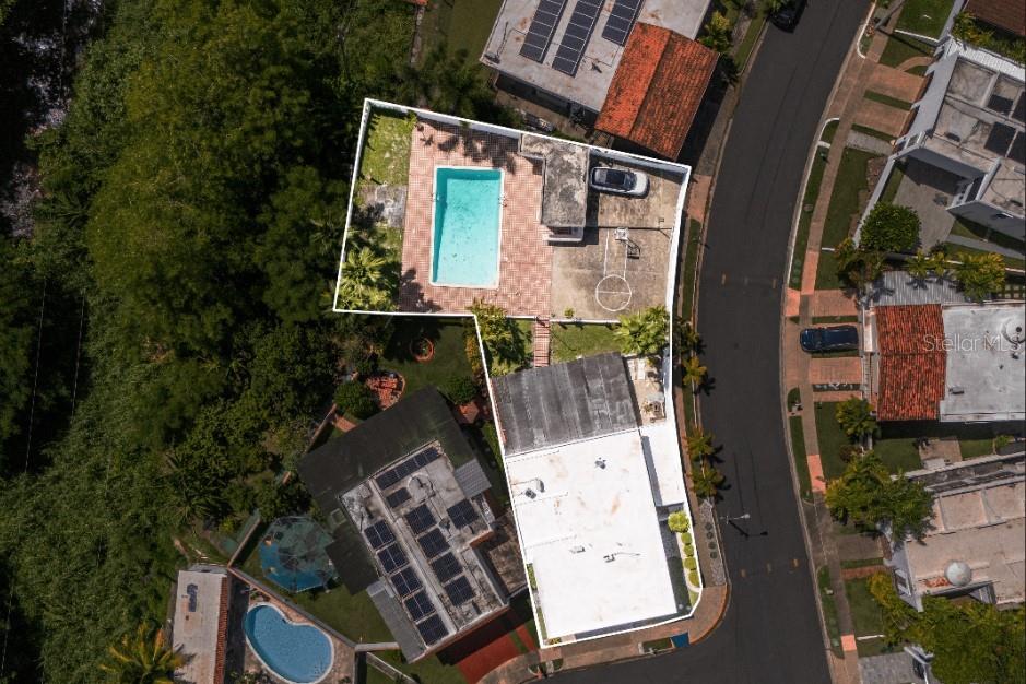 B-6 CALLE ARROYO URB EL REMANSO