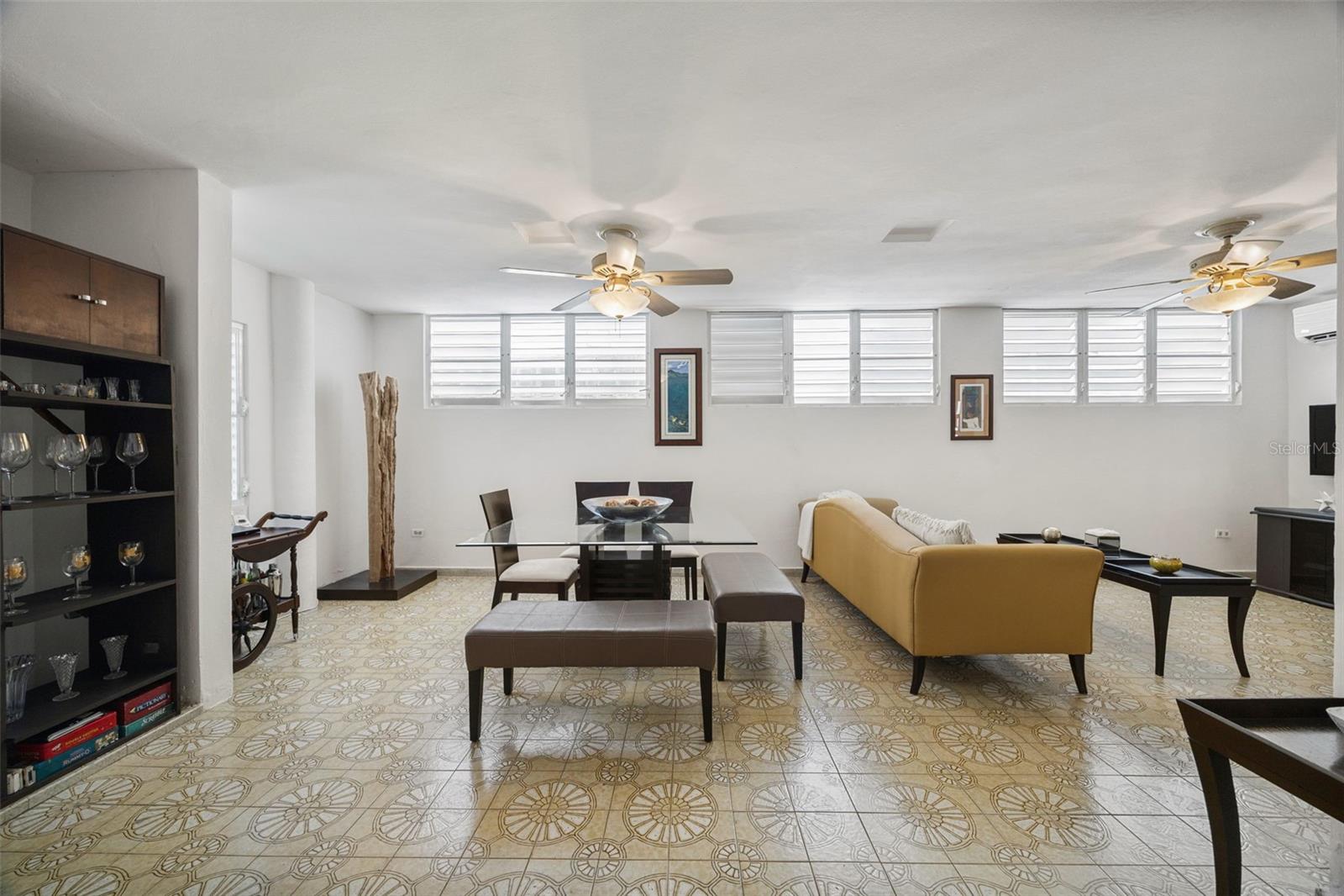 B-6 CALLE ARROYO URB EL REMANSO