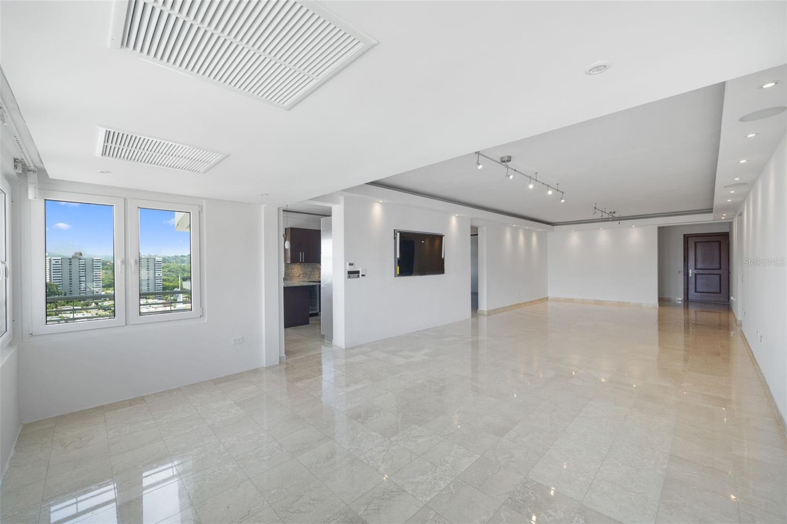 101 CALLE ORTEGON #1502