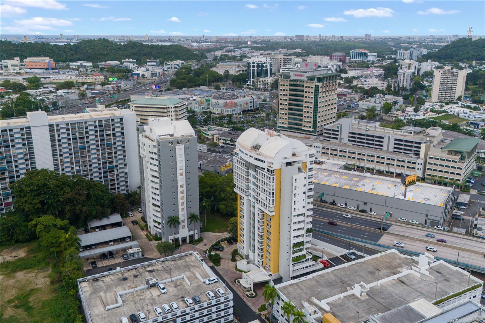 101 CALLE ORTEGON #1502