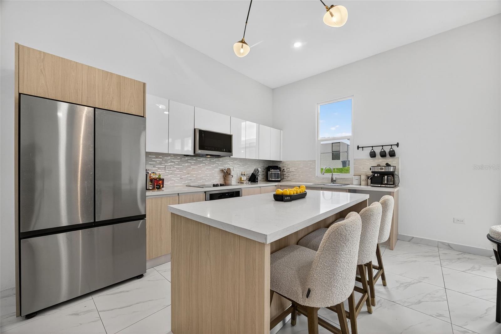 207 URB RIVER TERRACE