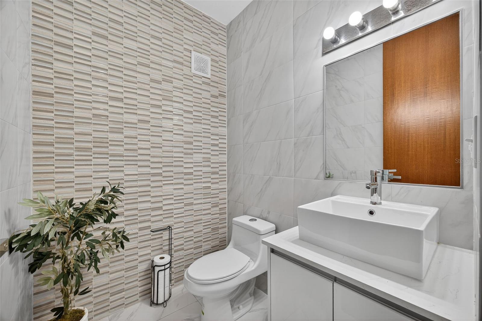 207 URB RIVER TERRACE