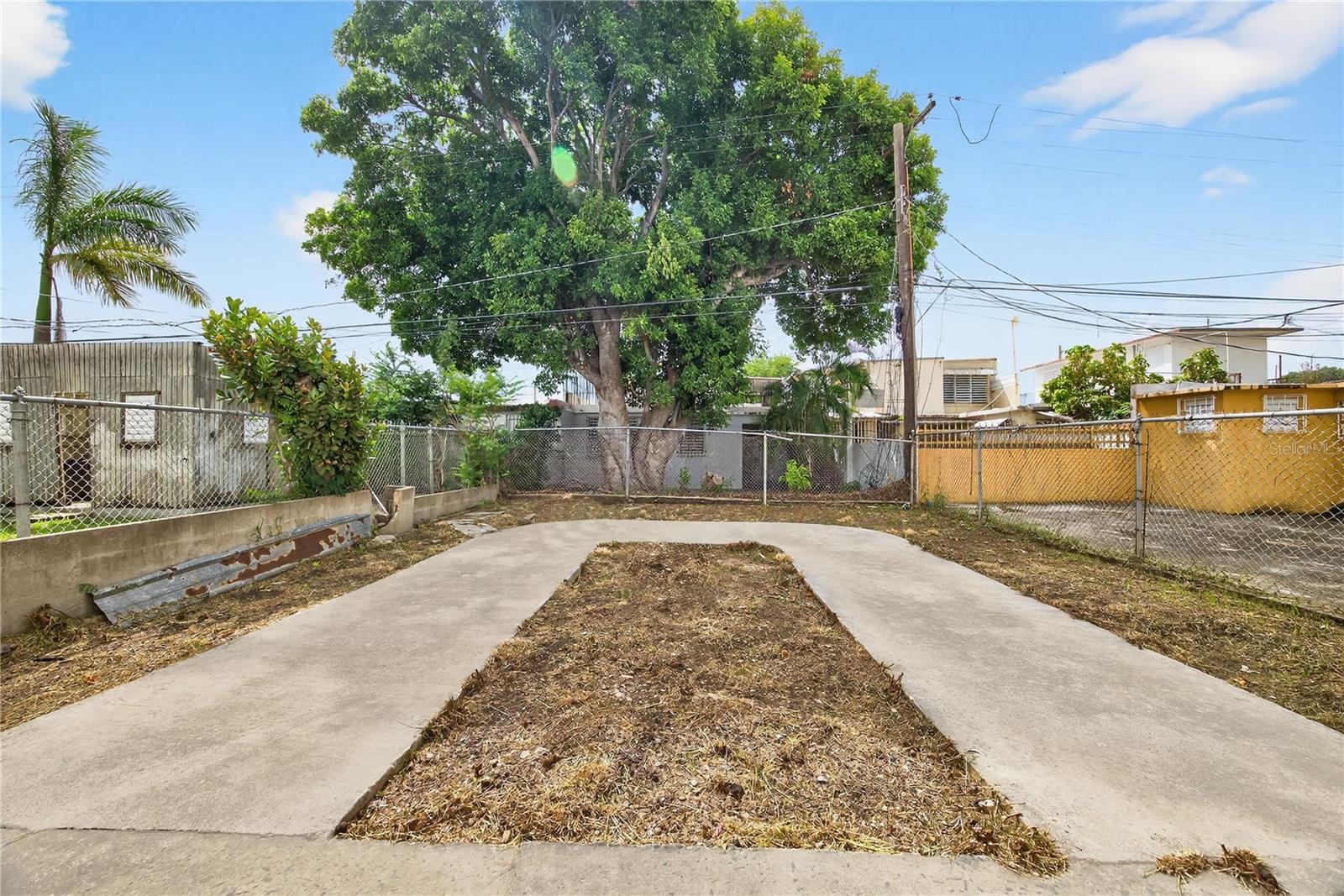 2182 LUIS A. FERRE BOULEVARD AVE LAS AMERICAS