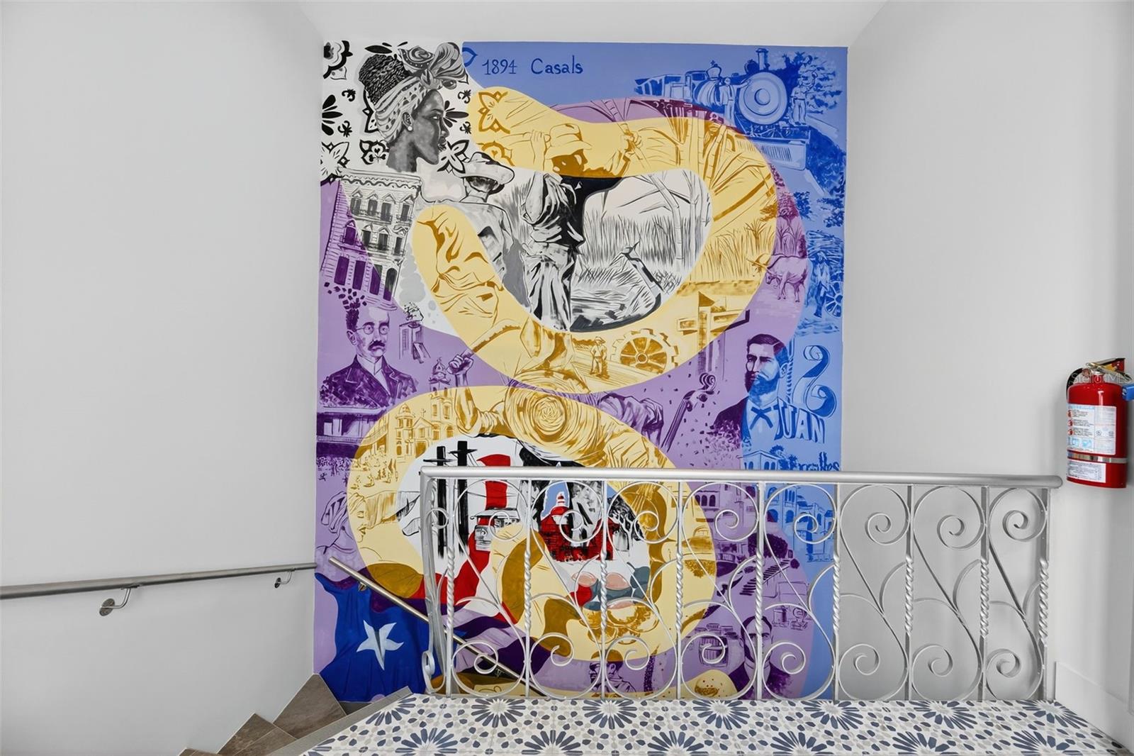 6951 REINA ISABEL STE. 101 #3a