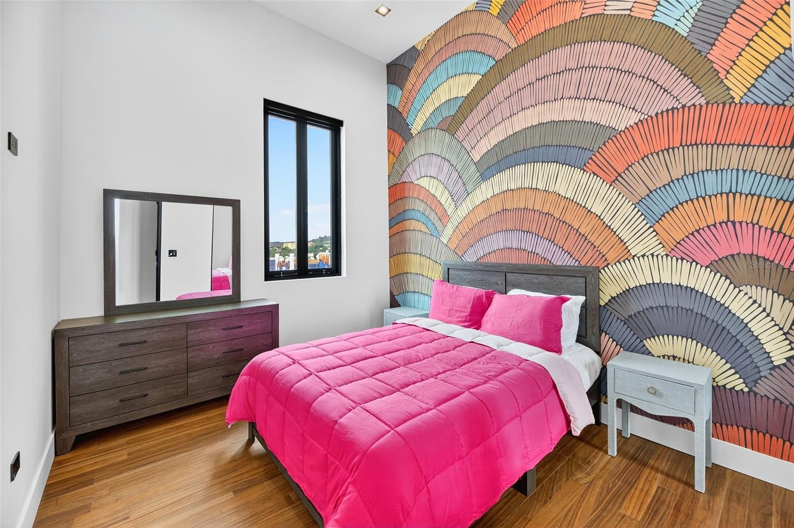 6951 REINA ISABEL STE. 101 #3a