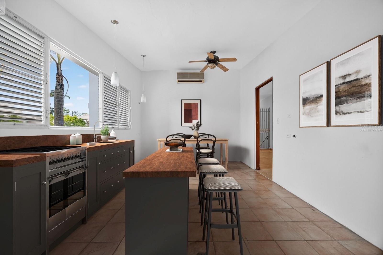 F2 CALLE FOREST HILL