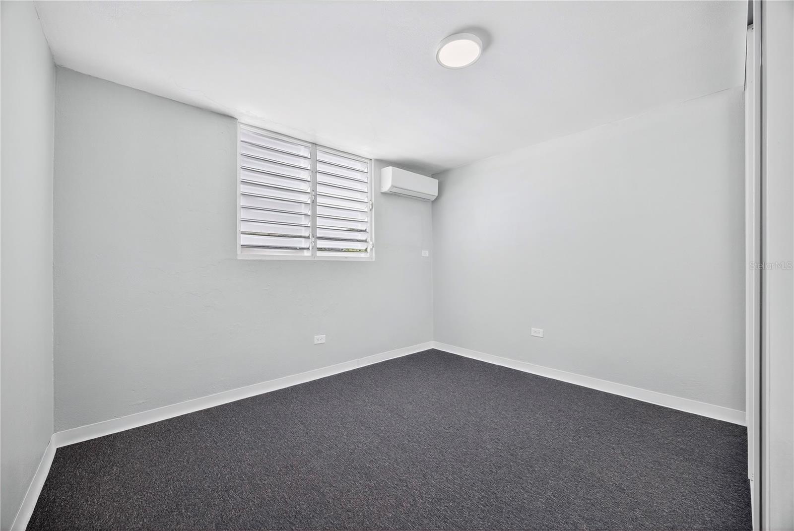 757 ENRIQUE LAGUERRE