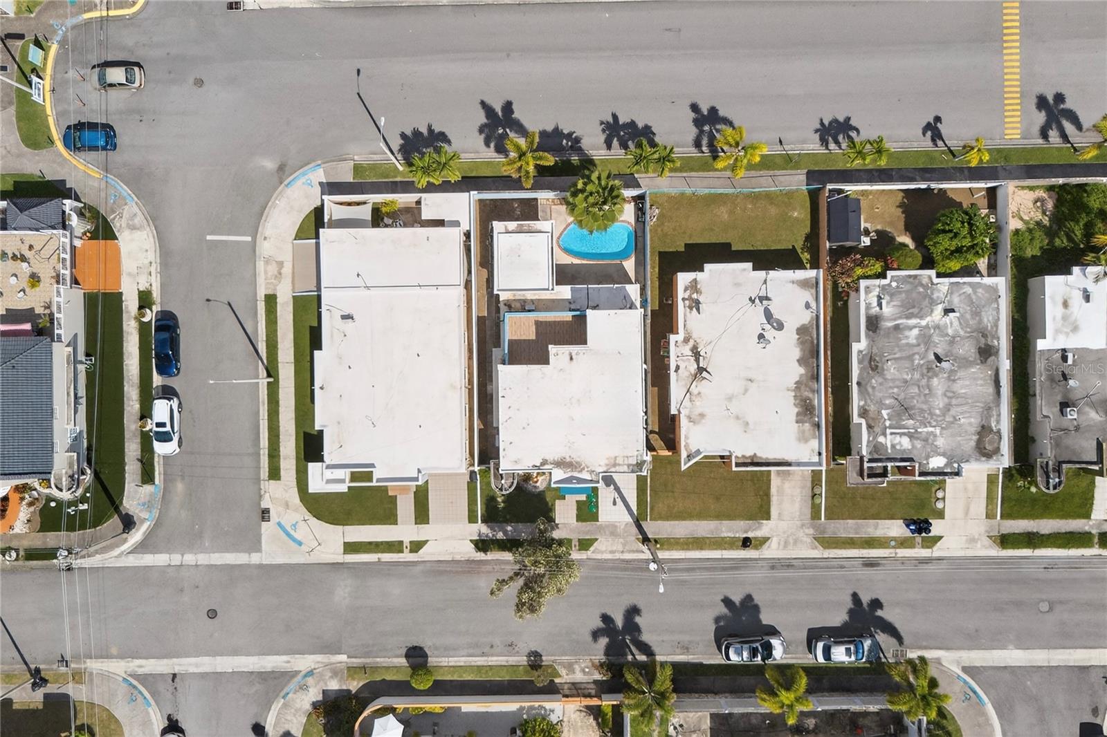 757 ENRIQUE LAGUERRE