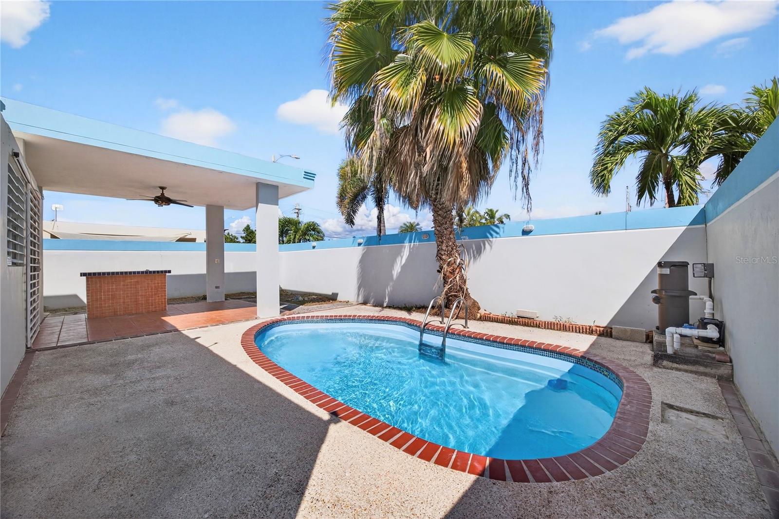 757 ENRIQUE LAGUERRE