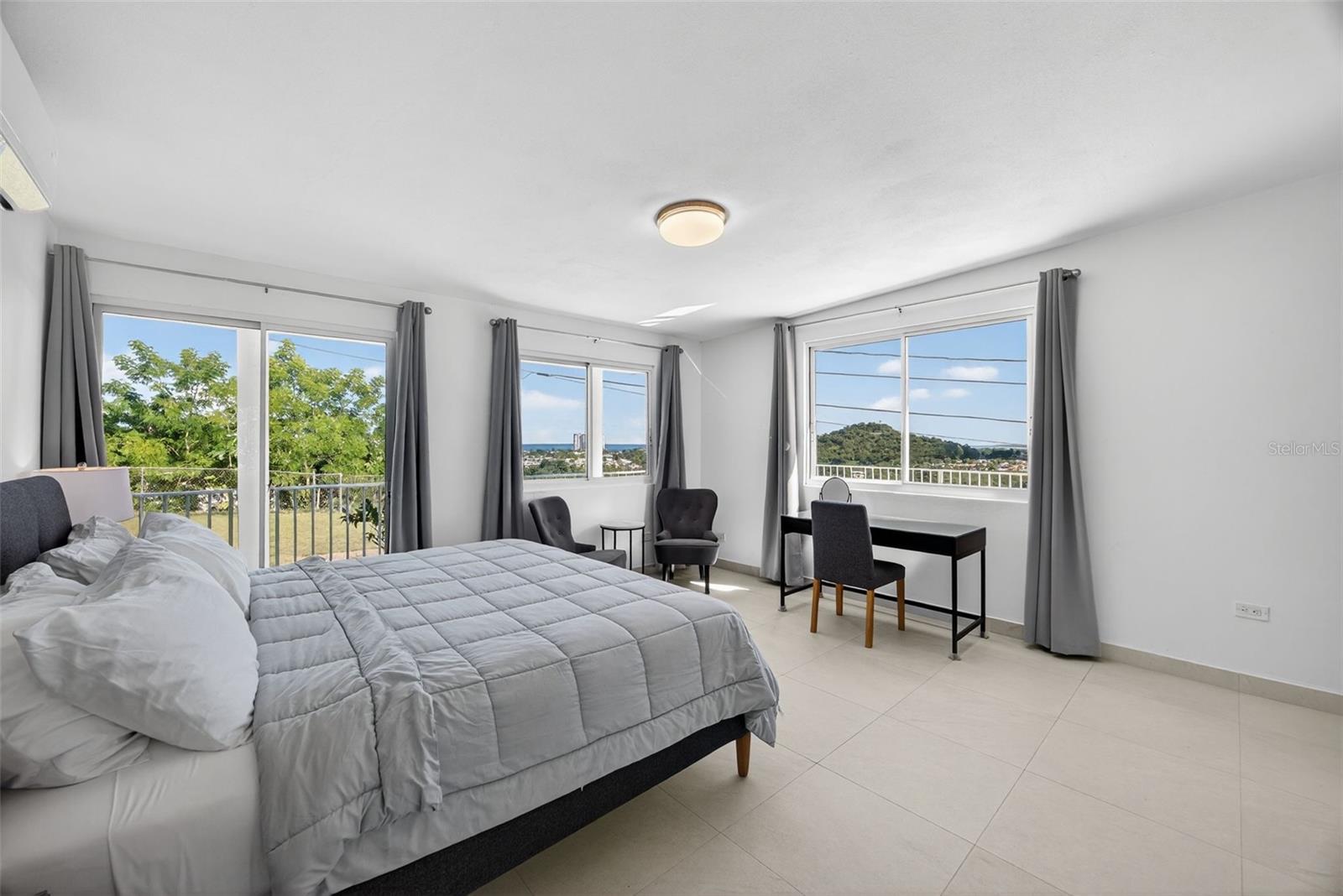 LOTE 15 CALLE ROBLES