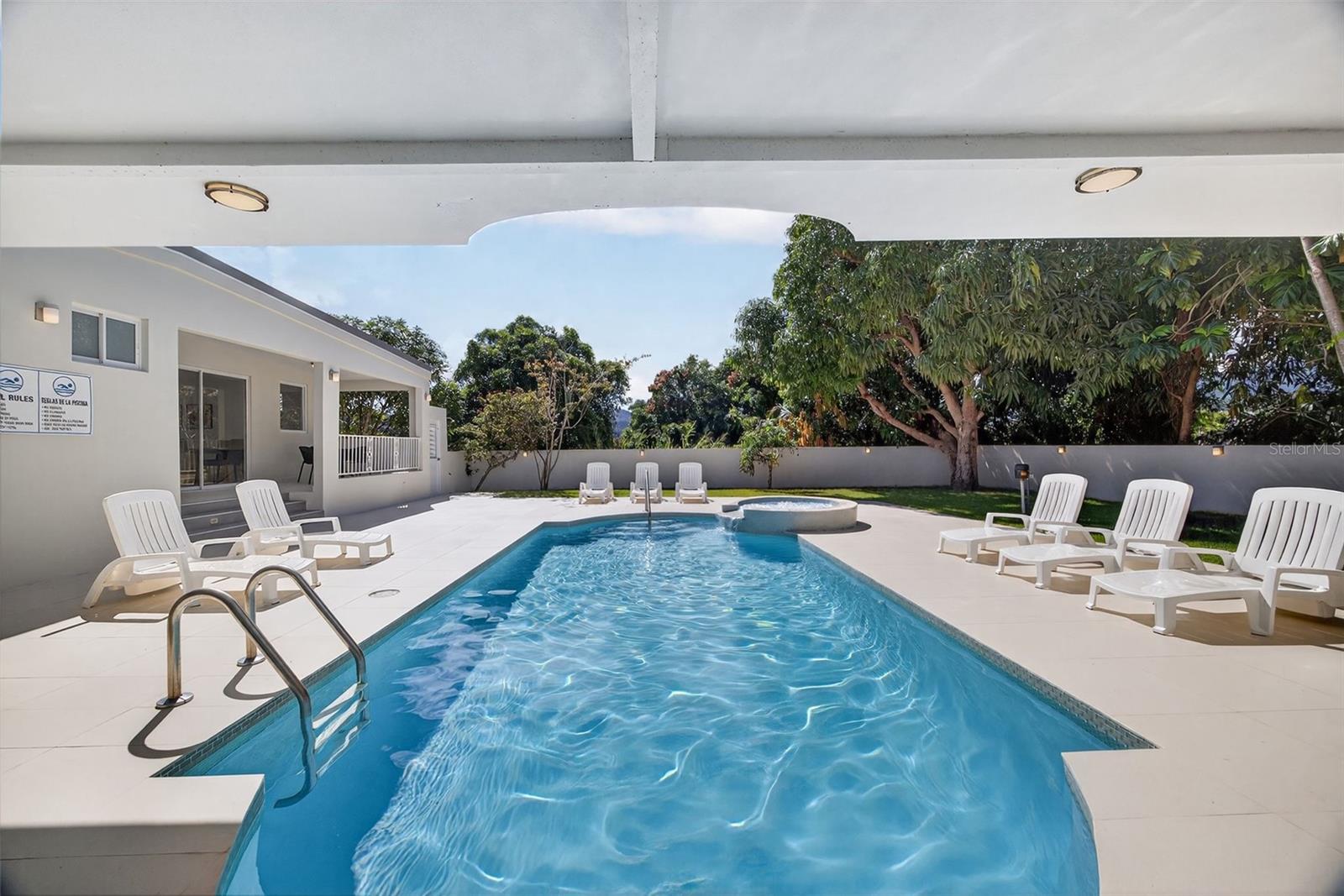 LOTE 15 CALLE ROBLES