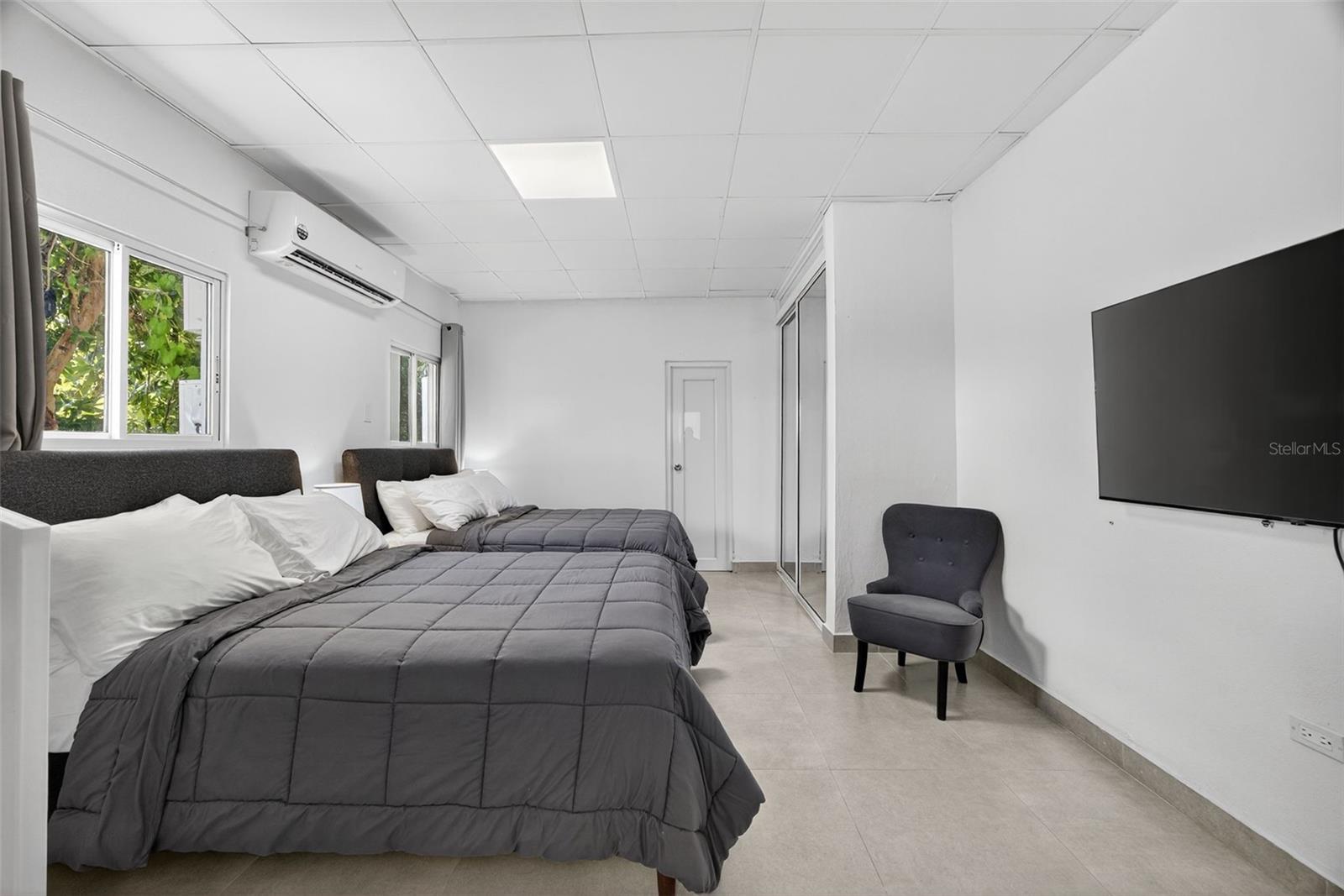 LOTE 15 CALLE ROBLES