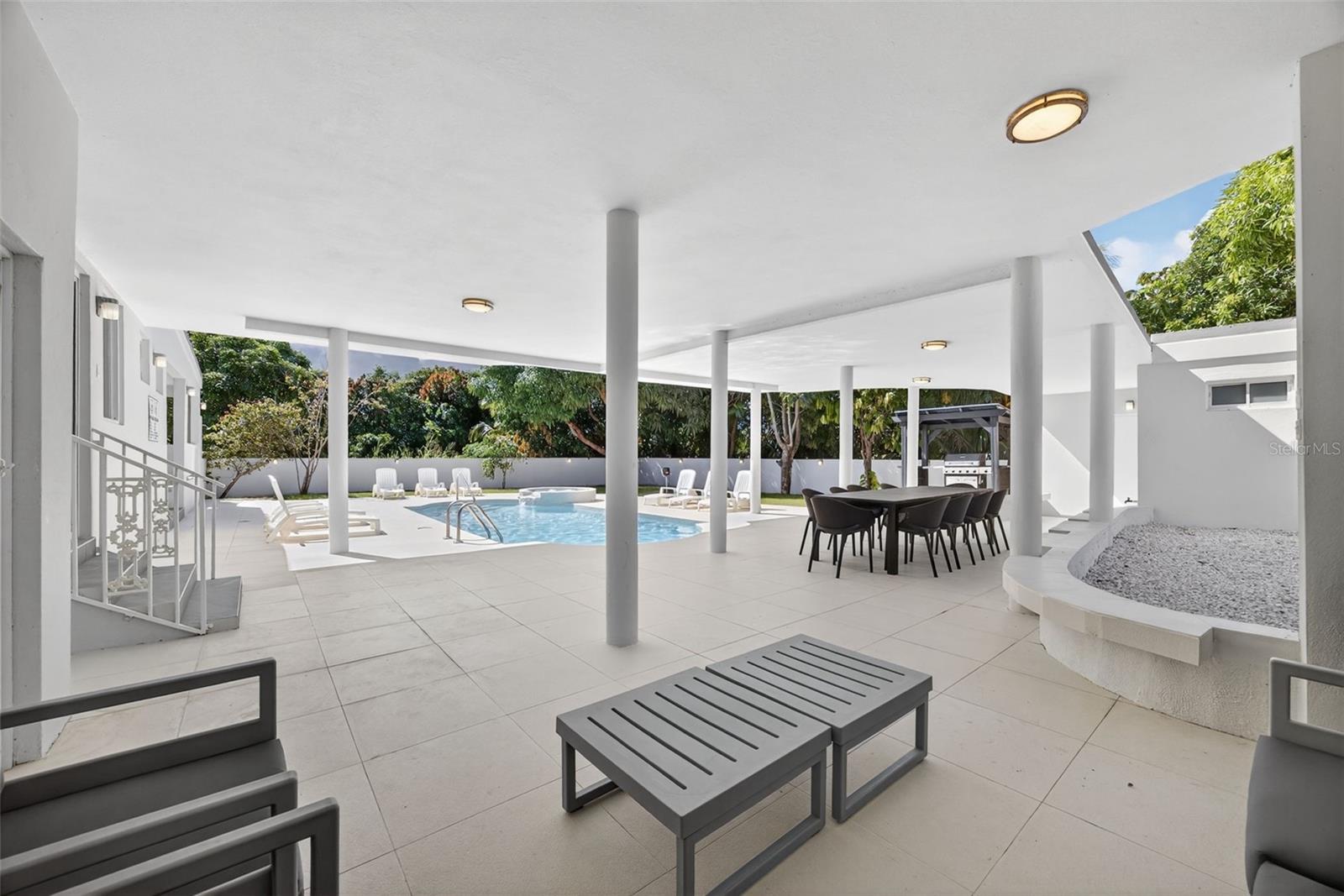 LOTE 15 CALLE ROBLES