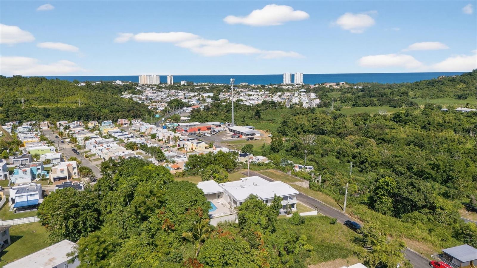 LOTE 15 CALLE ROBLES