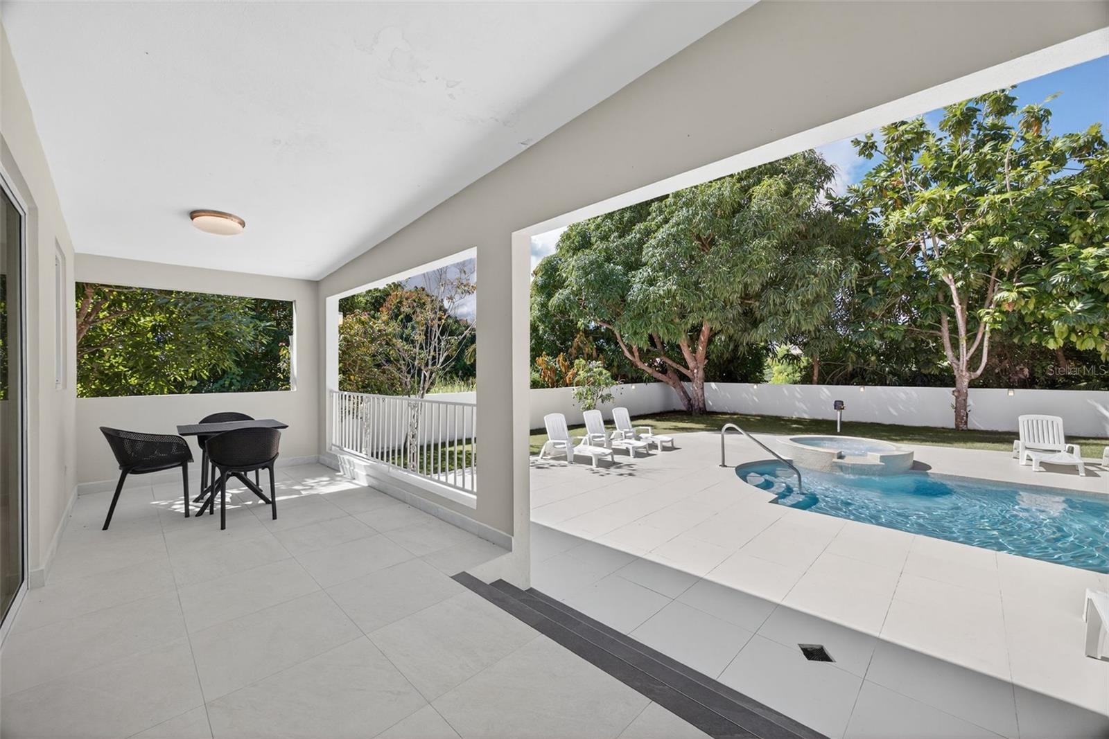 LOTE 15 CALLE ROBLES