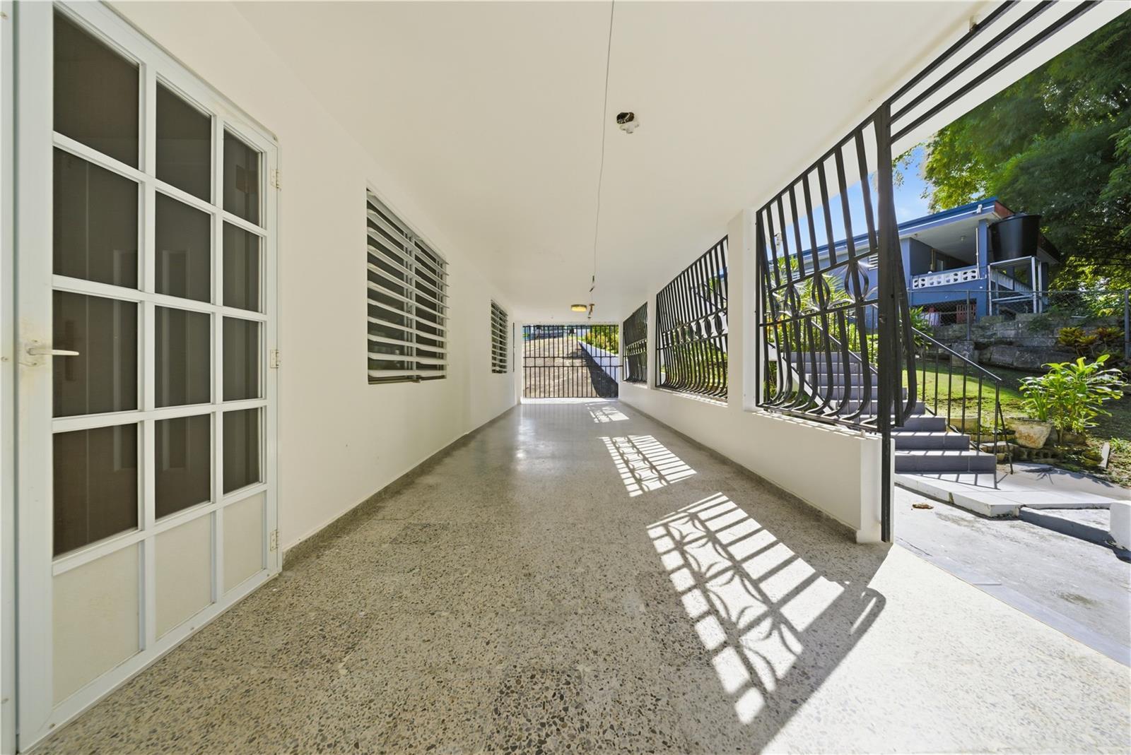 COMM MIRANDA BO. ALMIRANTE SUR #249