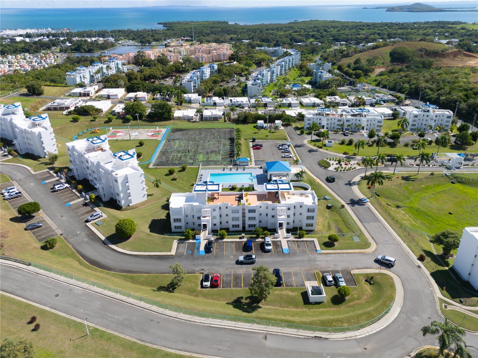 F 101 COSTA ESMERALDA #101