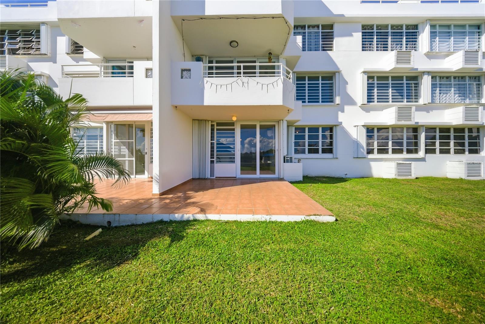 F 101 COSTA ESMERALDA #101