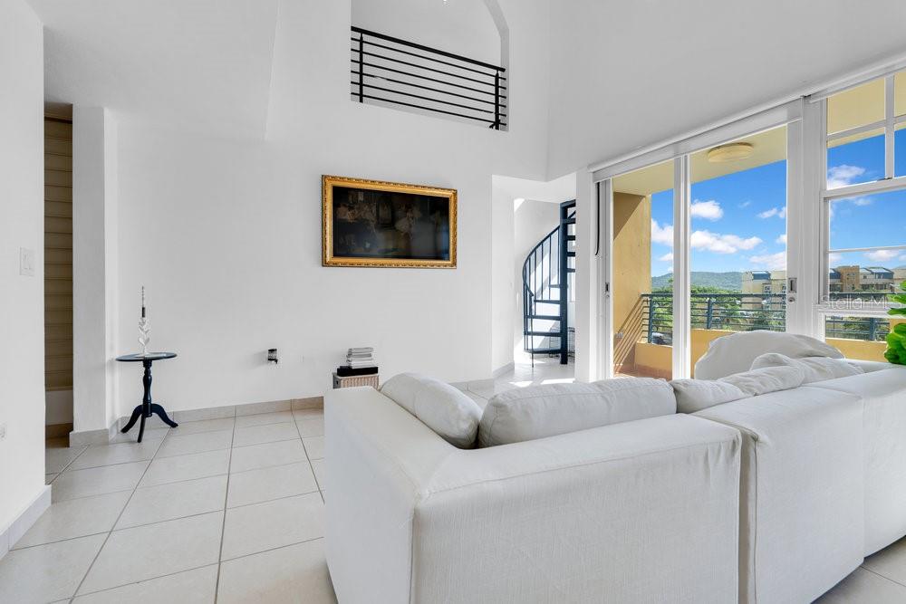 100 Espiritu Santo VILLA SANTA CECILIA AVE #7405