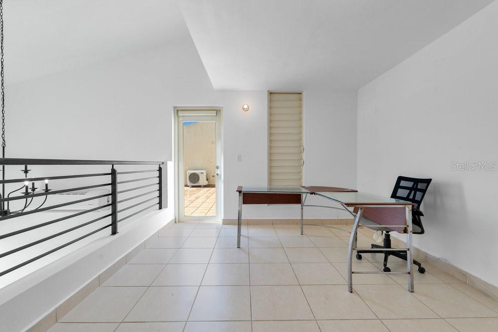 100 Espiritu Santo VILLA SANTA CECILIA AVE #7405