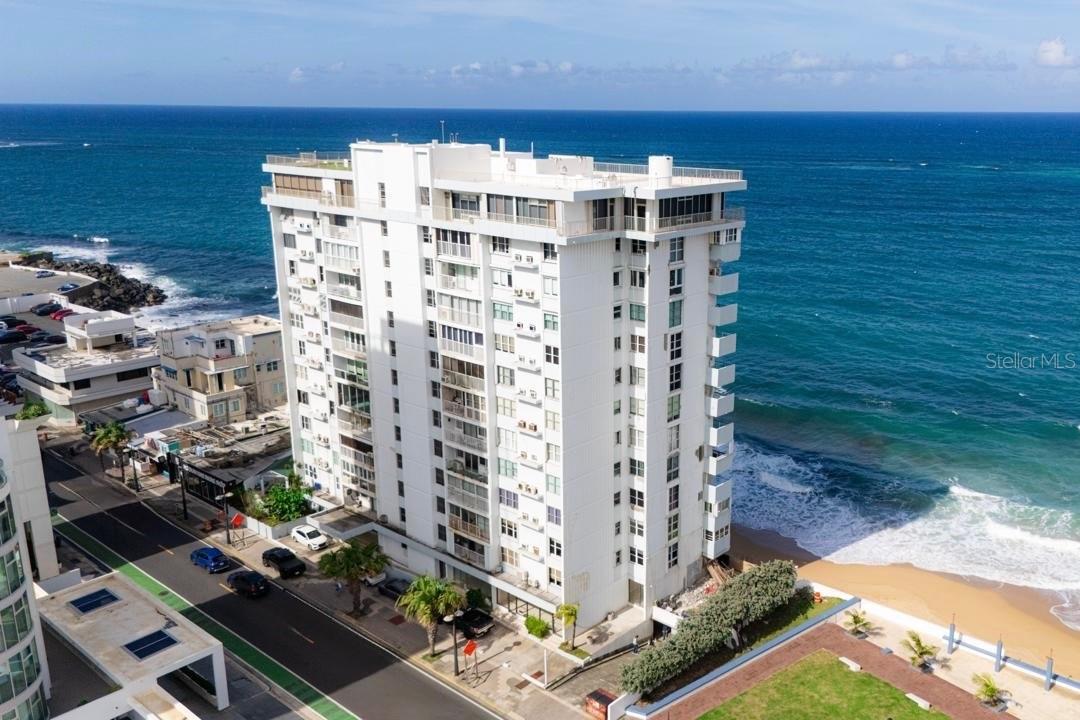 1035 ASHFORD AVE MIRADOR DE CONDADO #1107
