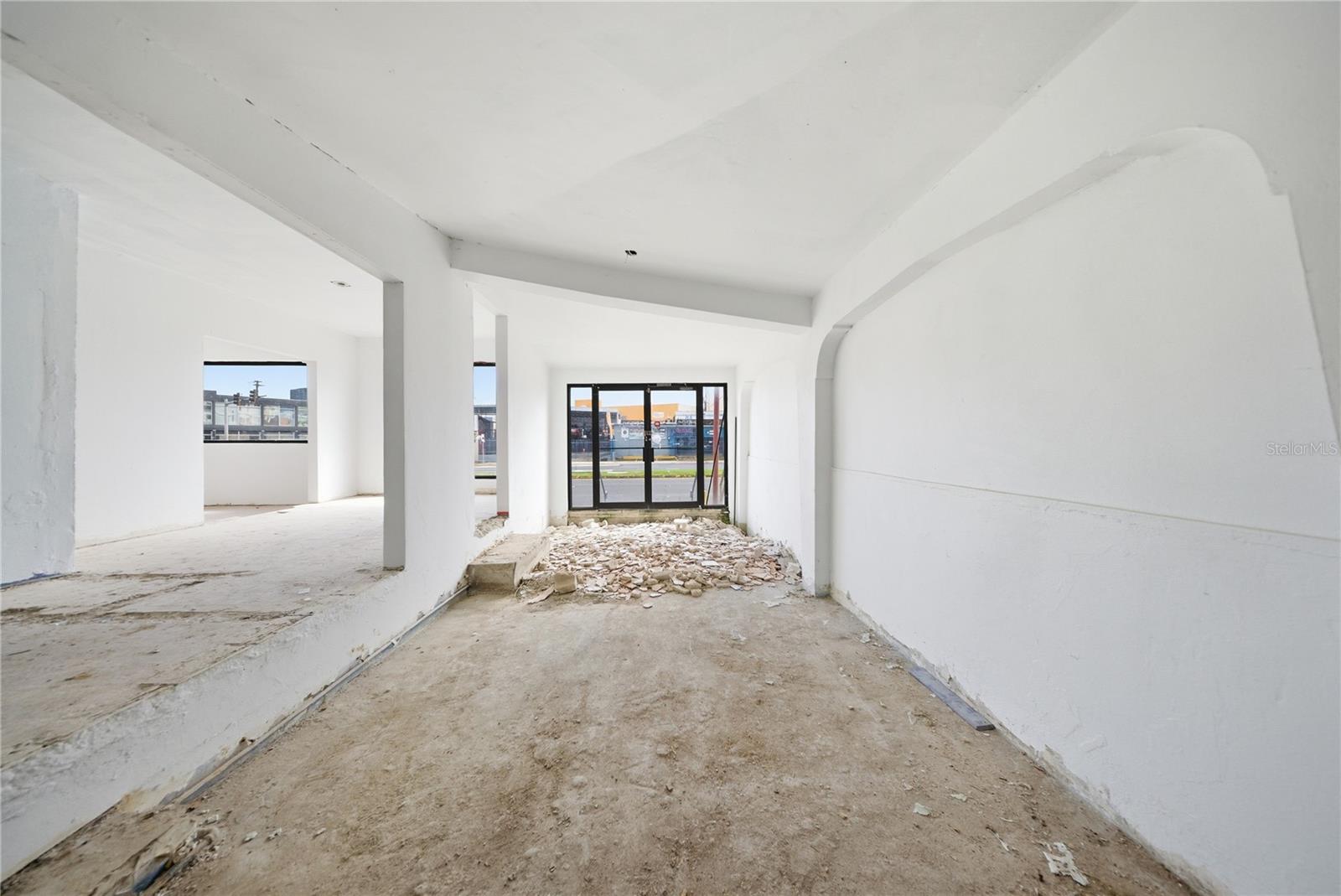 1107 AVENIDA ROOSEVELT