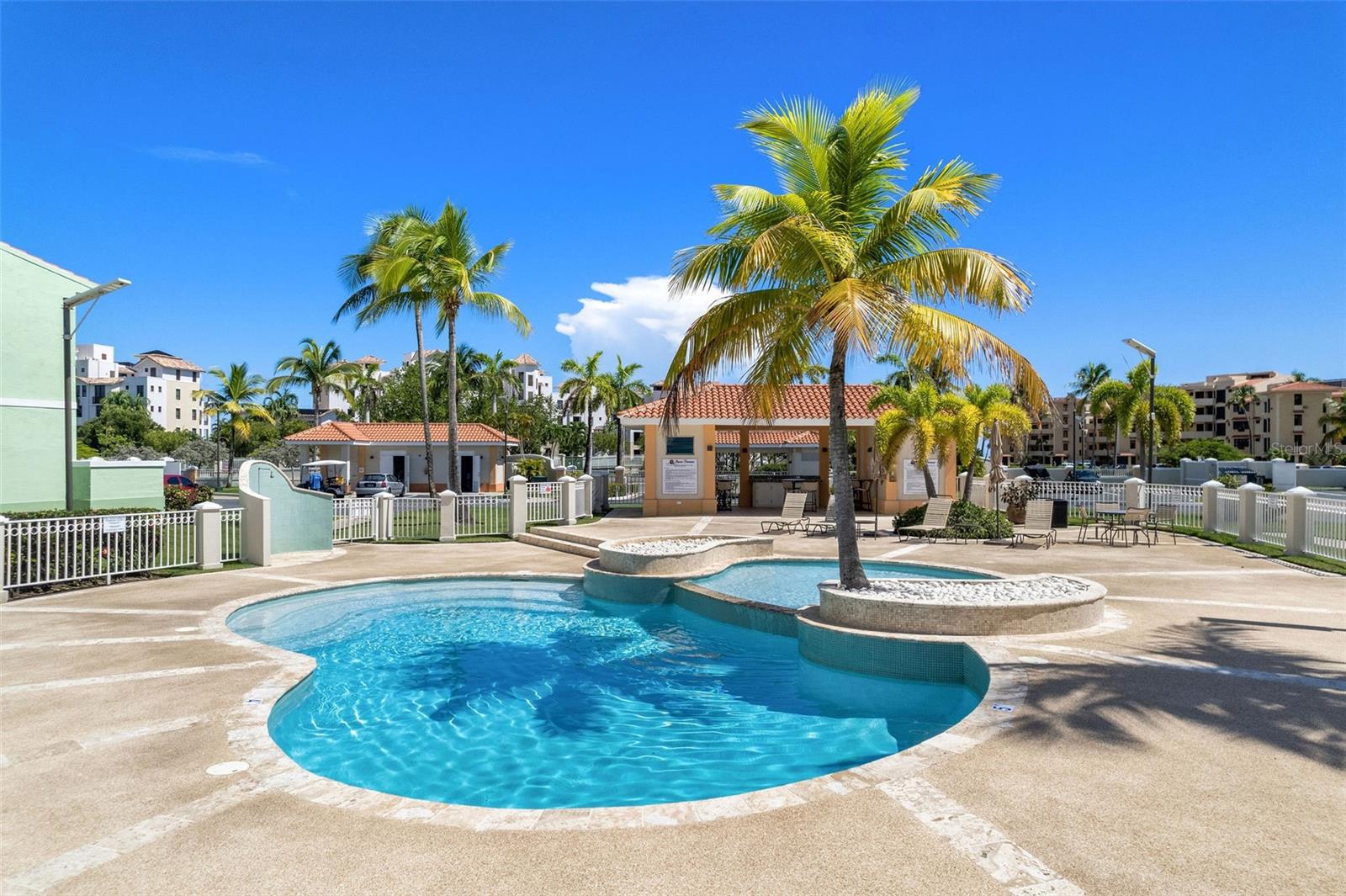 195 CANDELERO DRIVE #6232