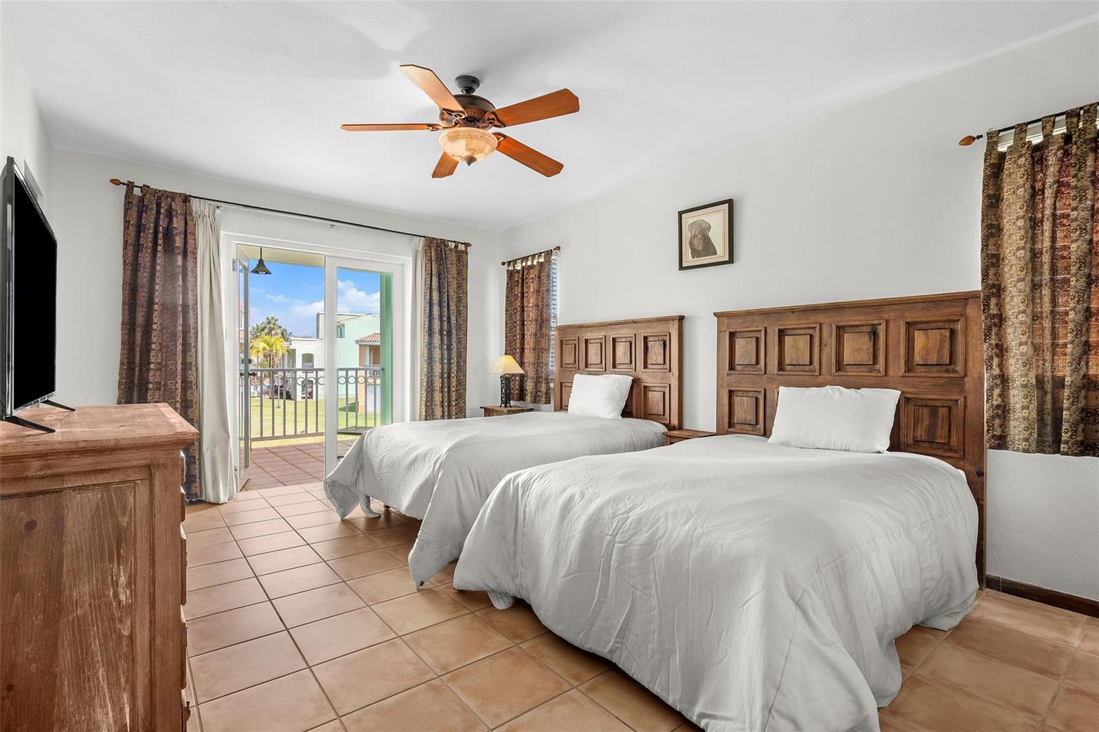 195 CANDELERO DRIVE #6232