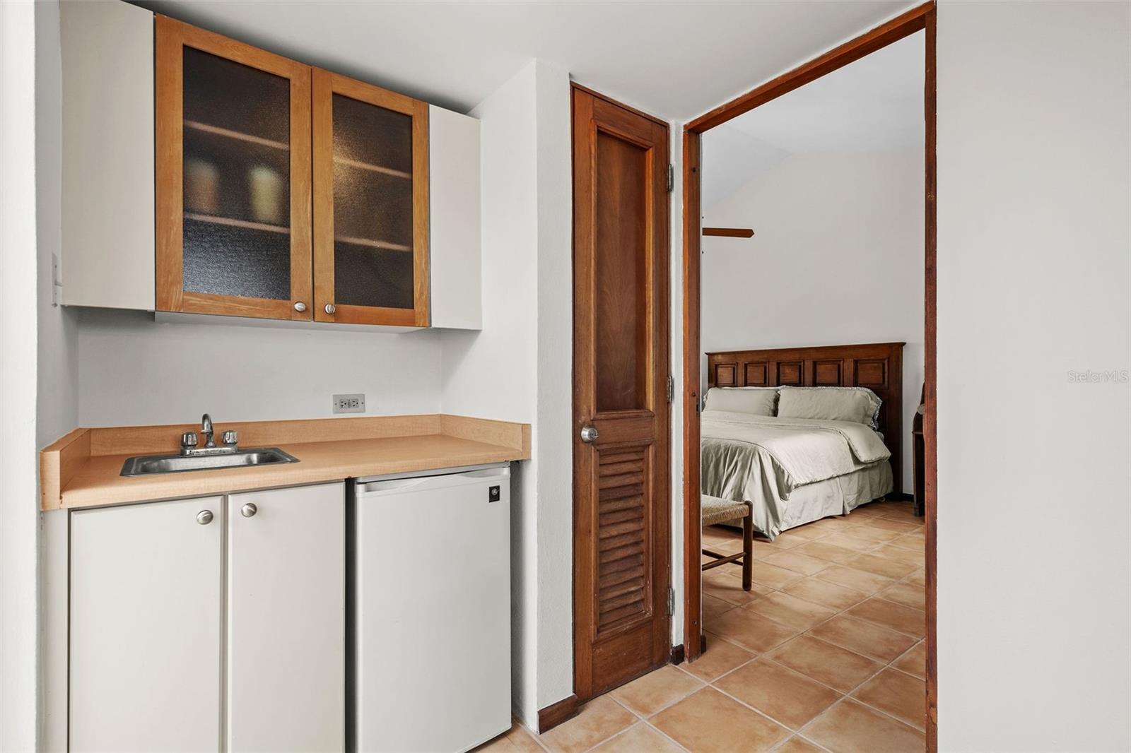 195 CANDELERO DRIVE #6232