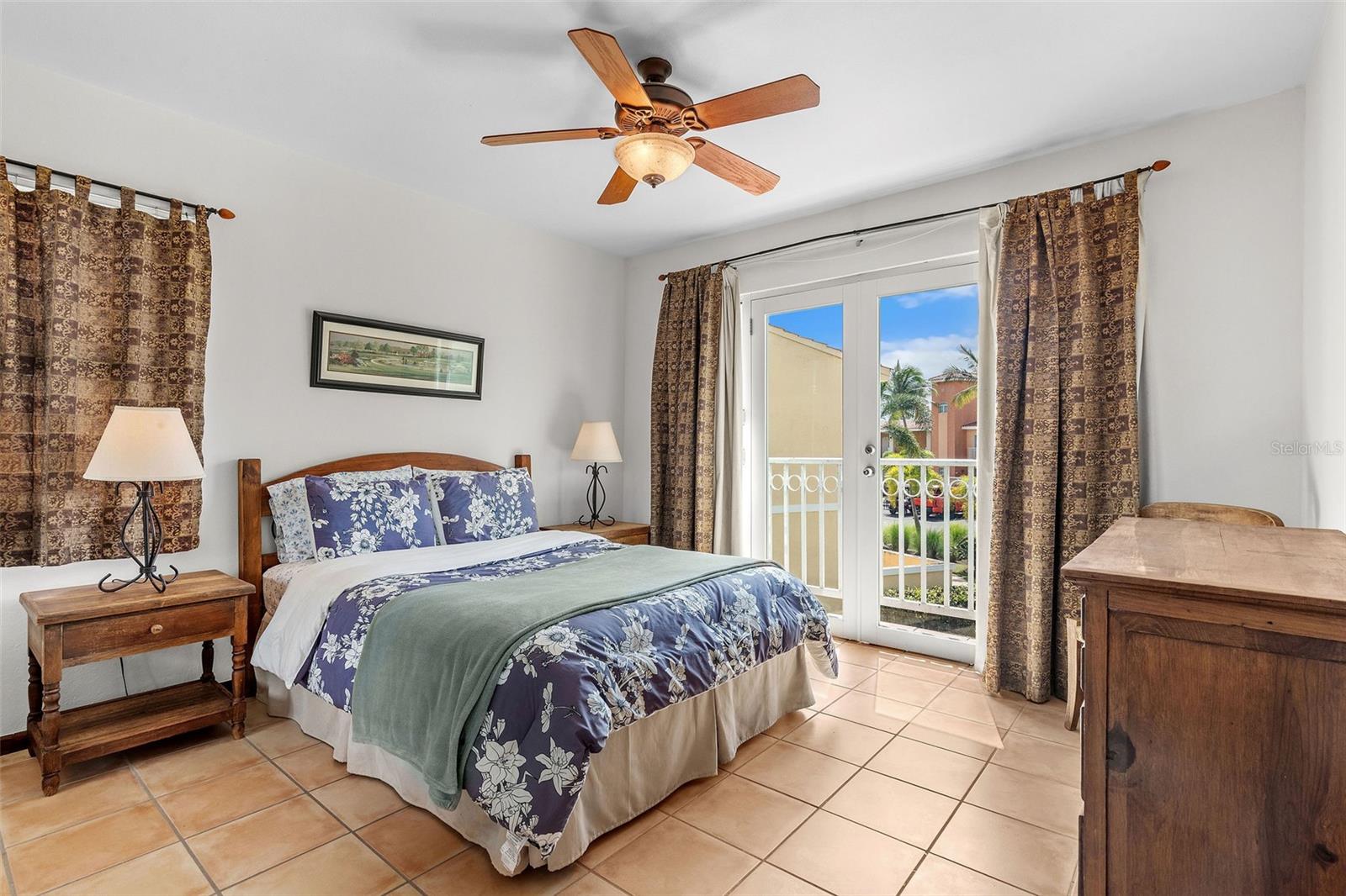 195 CANDELERO DRIVE #6232