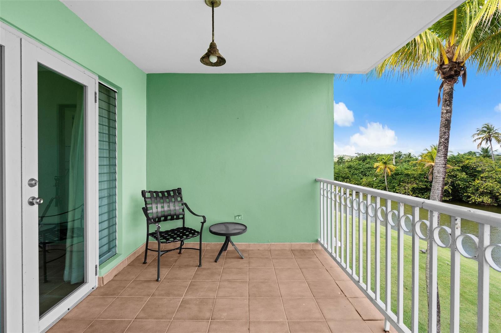 195 CANDELERO DRIVE #6232