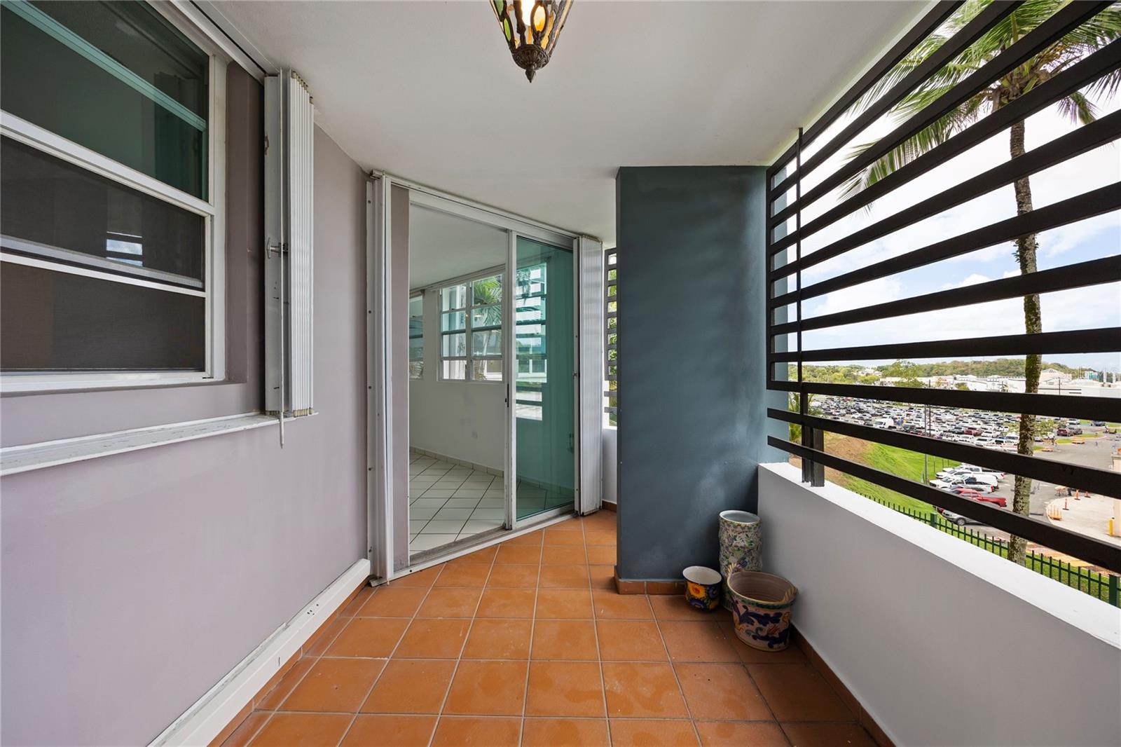 1500 AVE MONTEHIEDRA #303