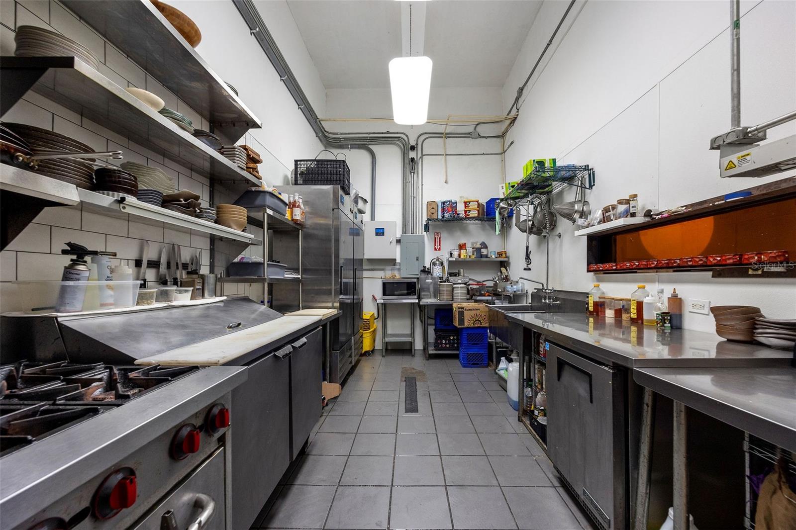 960 AVE PONCE DE LEON #1B