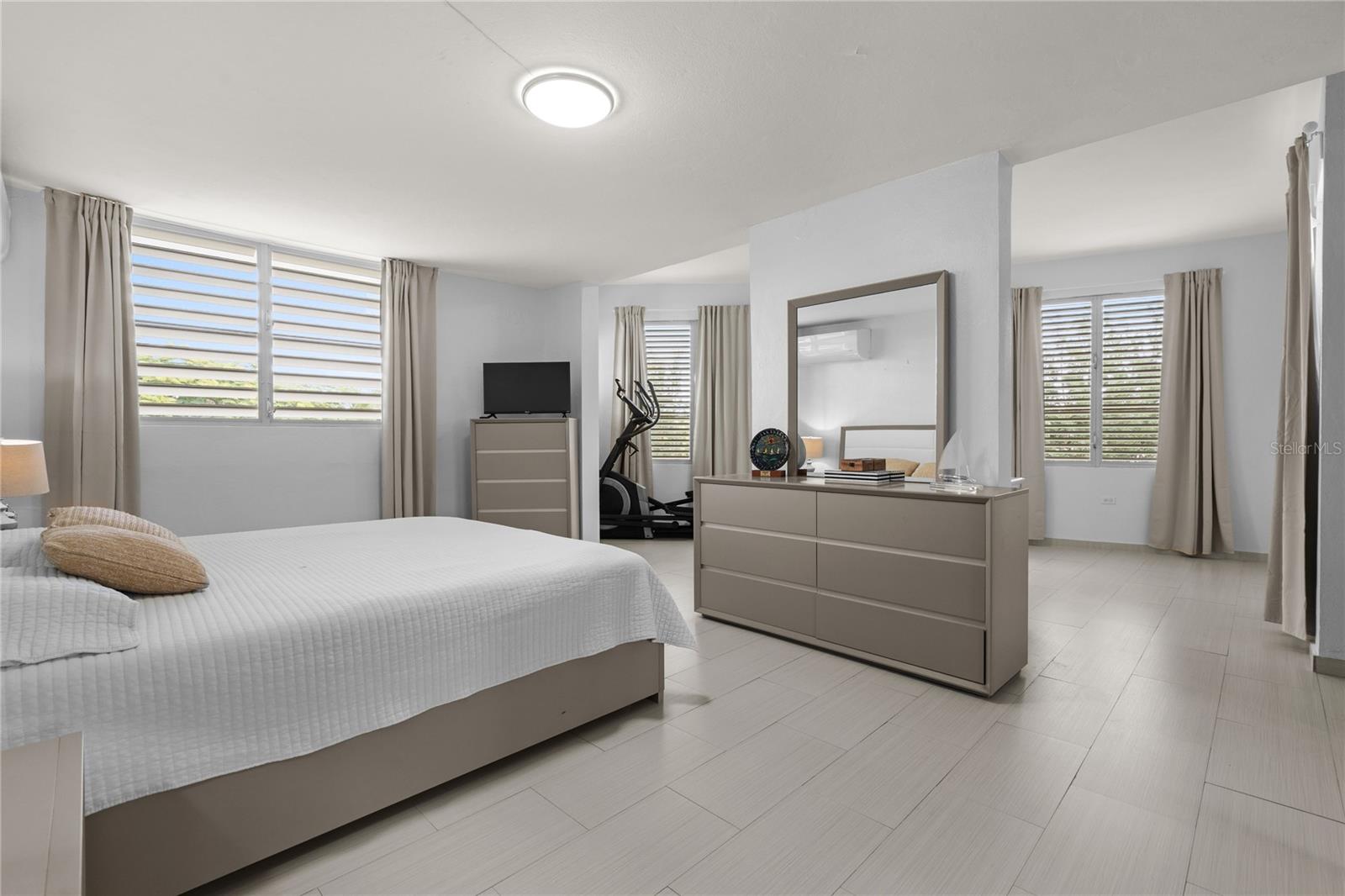 1782 SAN DIEGO ST #F10