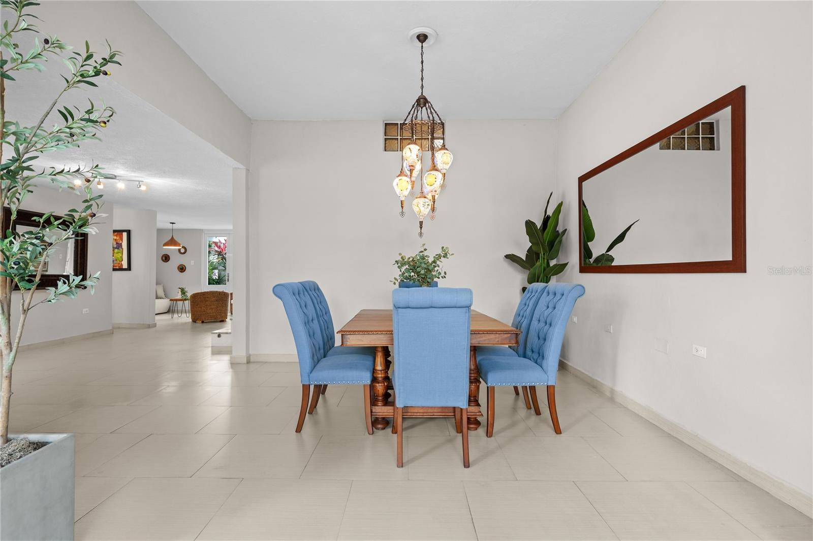 1782 SAN DIEGO ST #F10