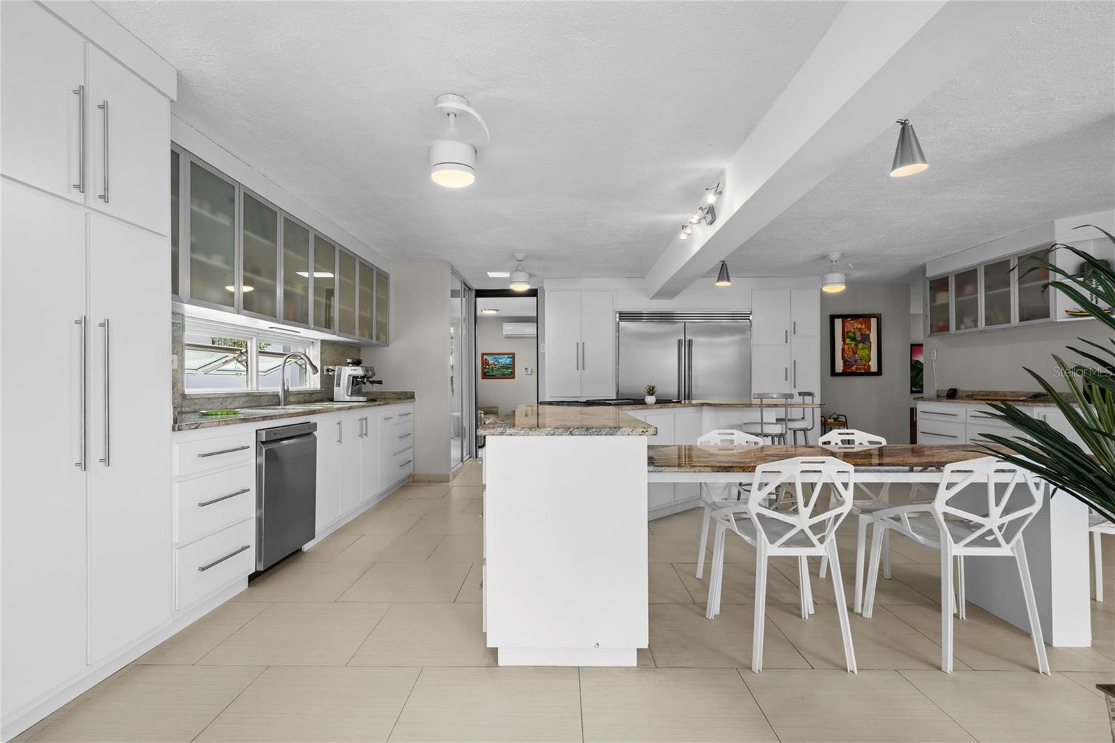 1782 SAN DIEGO ST #F10