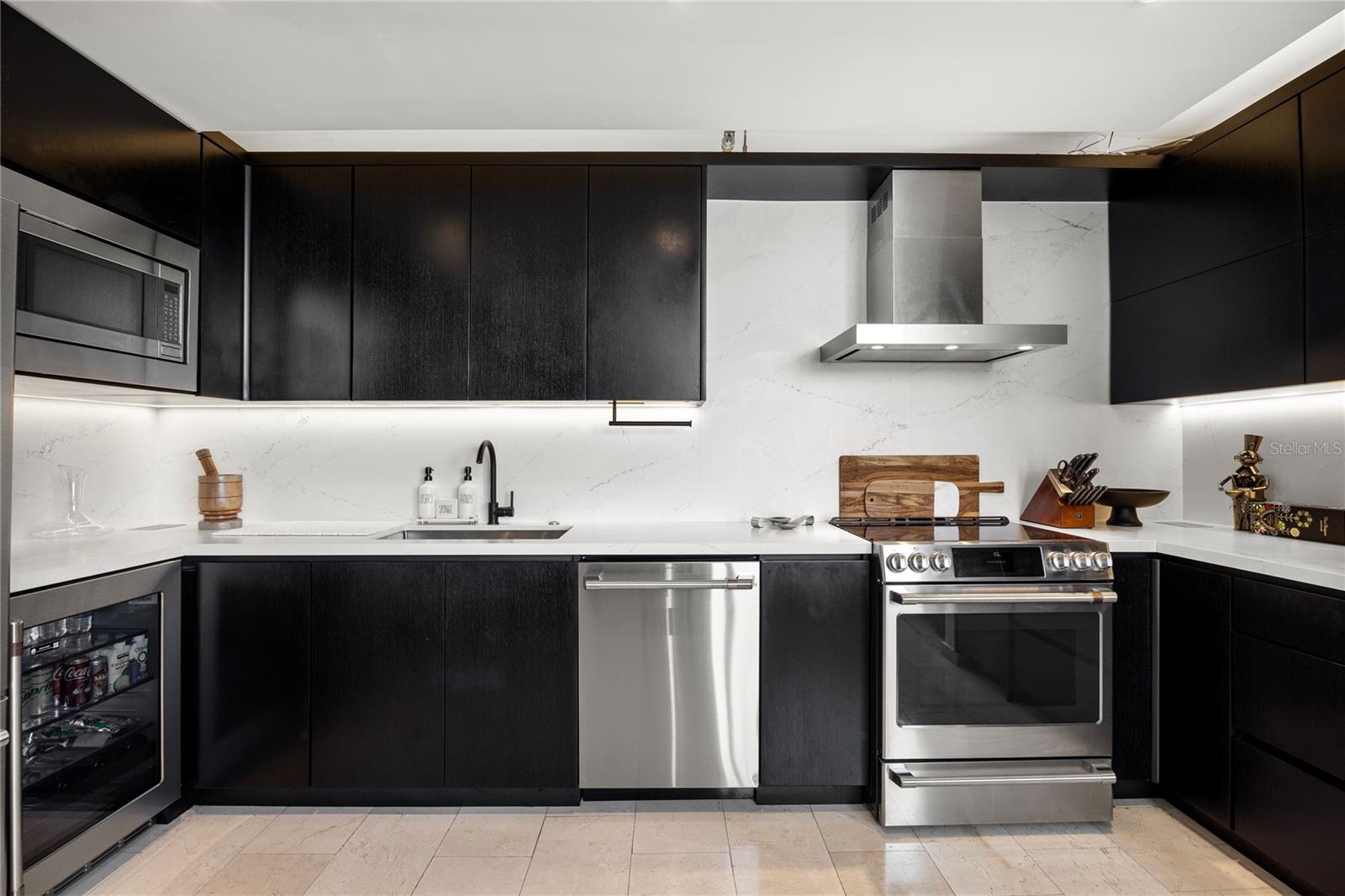 14 CARR 833 LA CIMA DE TORRIMAR #1001