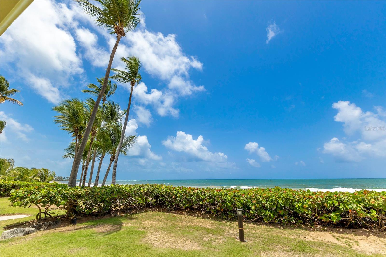 140 BEACH VILLAGE DR #140