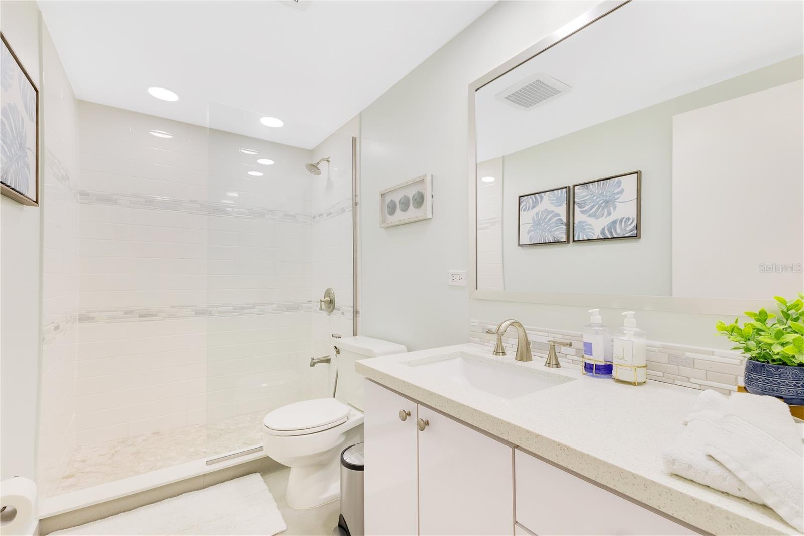 140 BEACH VILLAGE DR #140