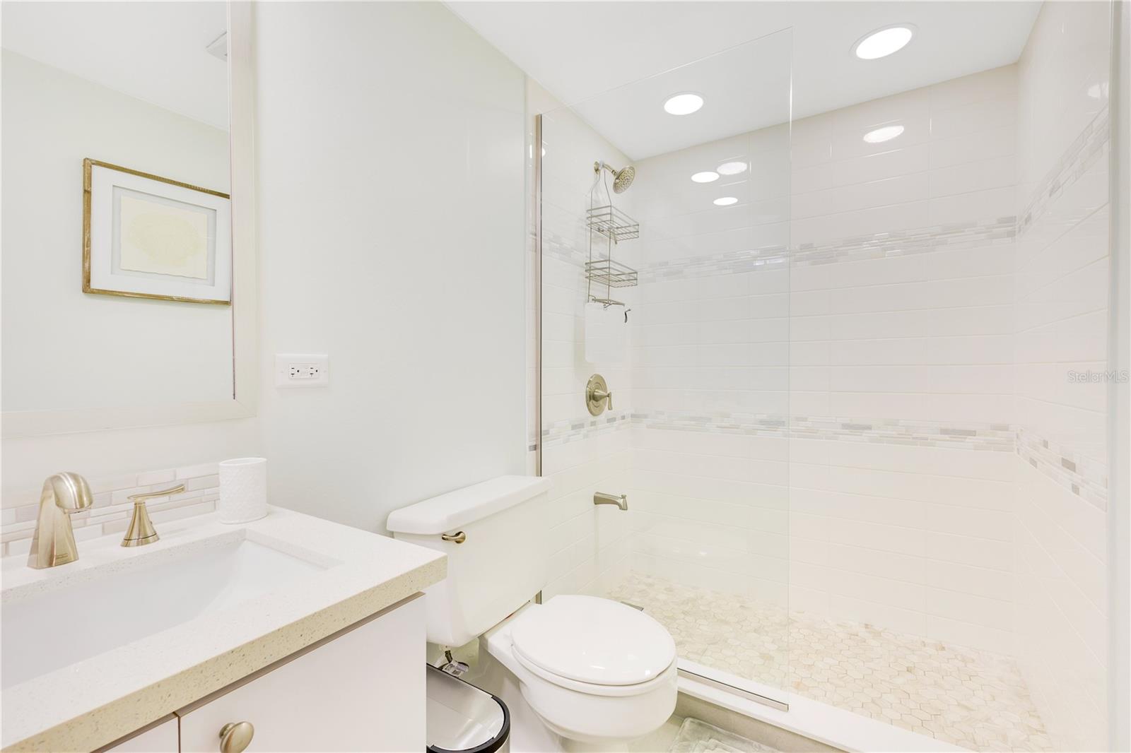 140 BEACH VILLAGE DR #140