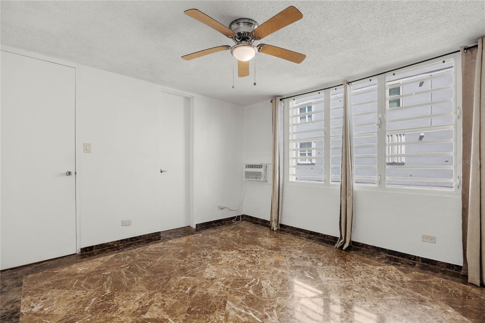 1304 WILSON AVE #501