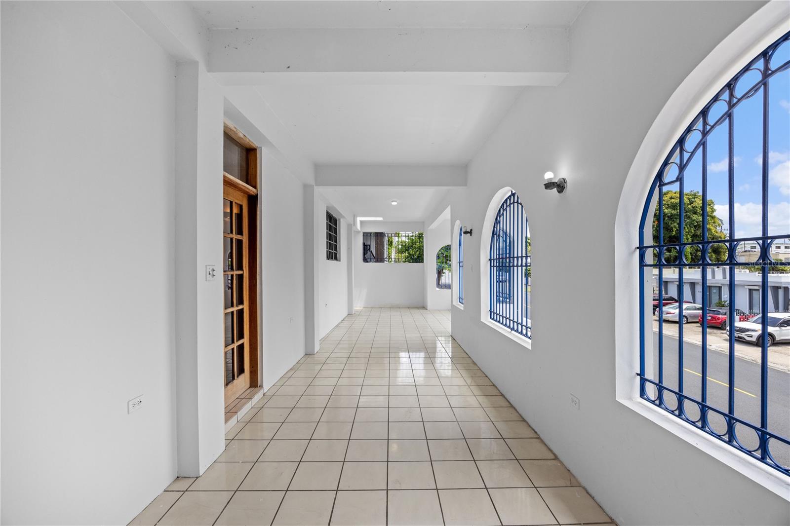 CAPARRA HEIGHTS J-42 ESCORIAL AVE