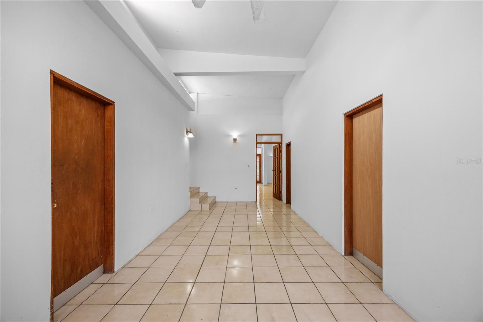 CAPARRA HEIGHTS J-42 ESCORIAL AVE