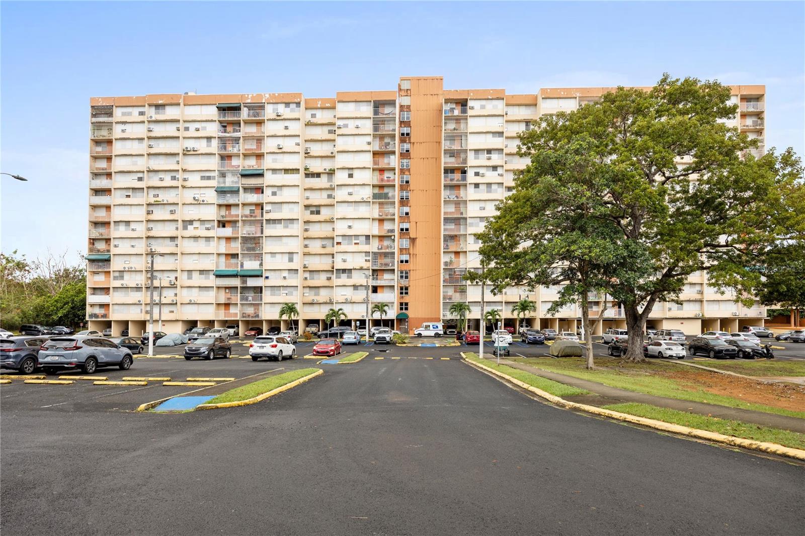B 416 RIO PIEDRAS #415