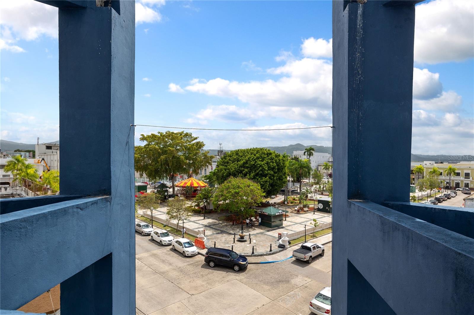 48 ESQUINA CORCHADO Y RUIZ BELVIS